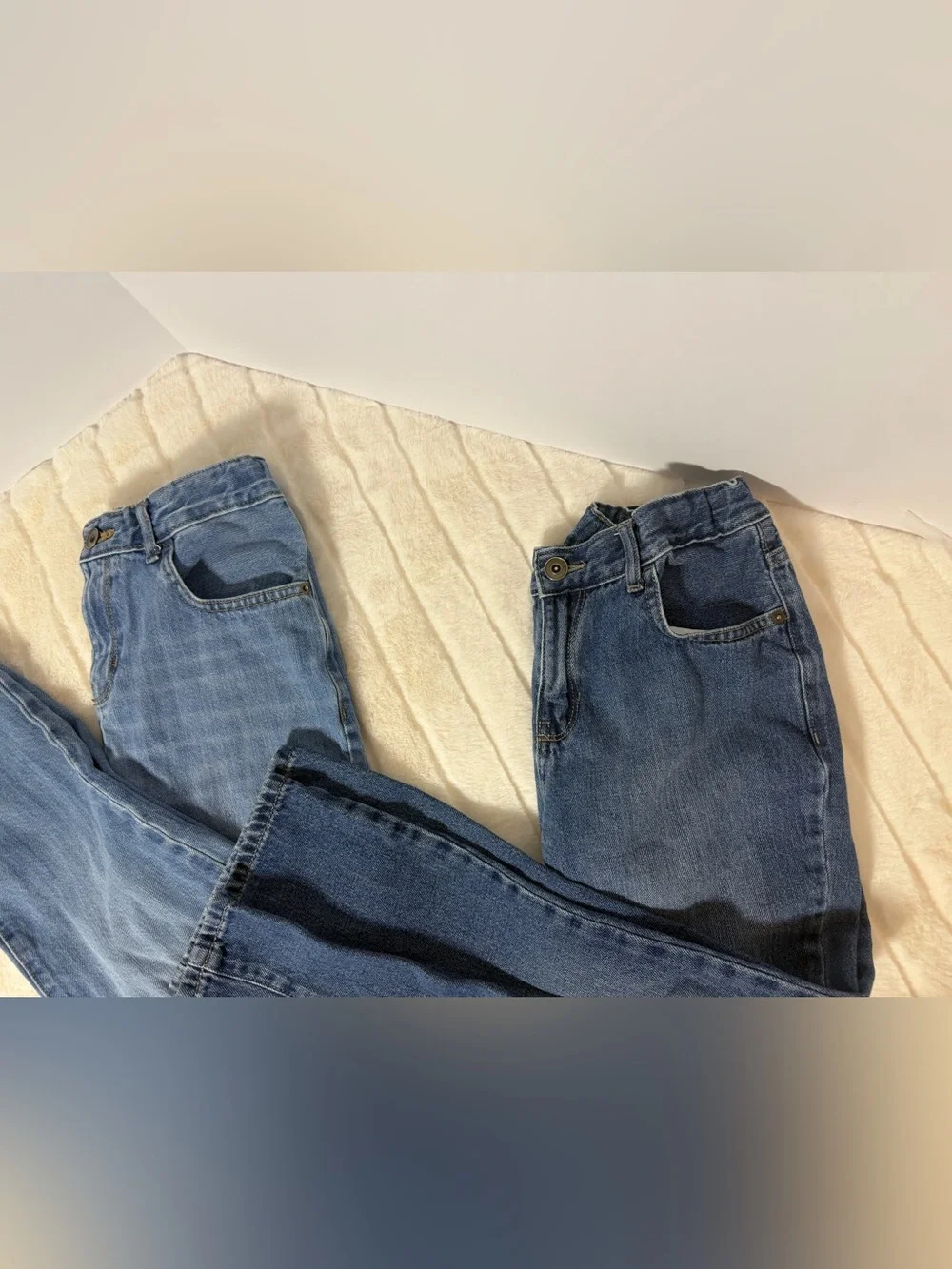2 pairs - boys 10/12 - children’s place